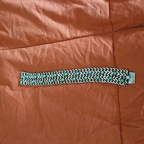 Vintage Native American Navajo Turquoise Bracelet - Picture 2 of 2